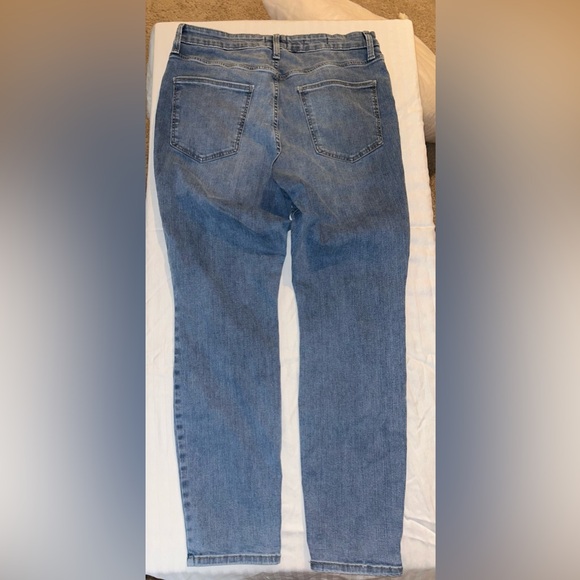 High Rise Skinny Jeans - Picture 3 of 3